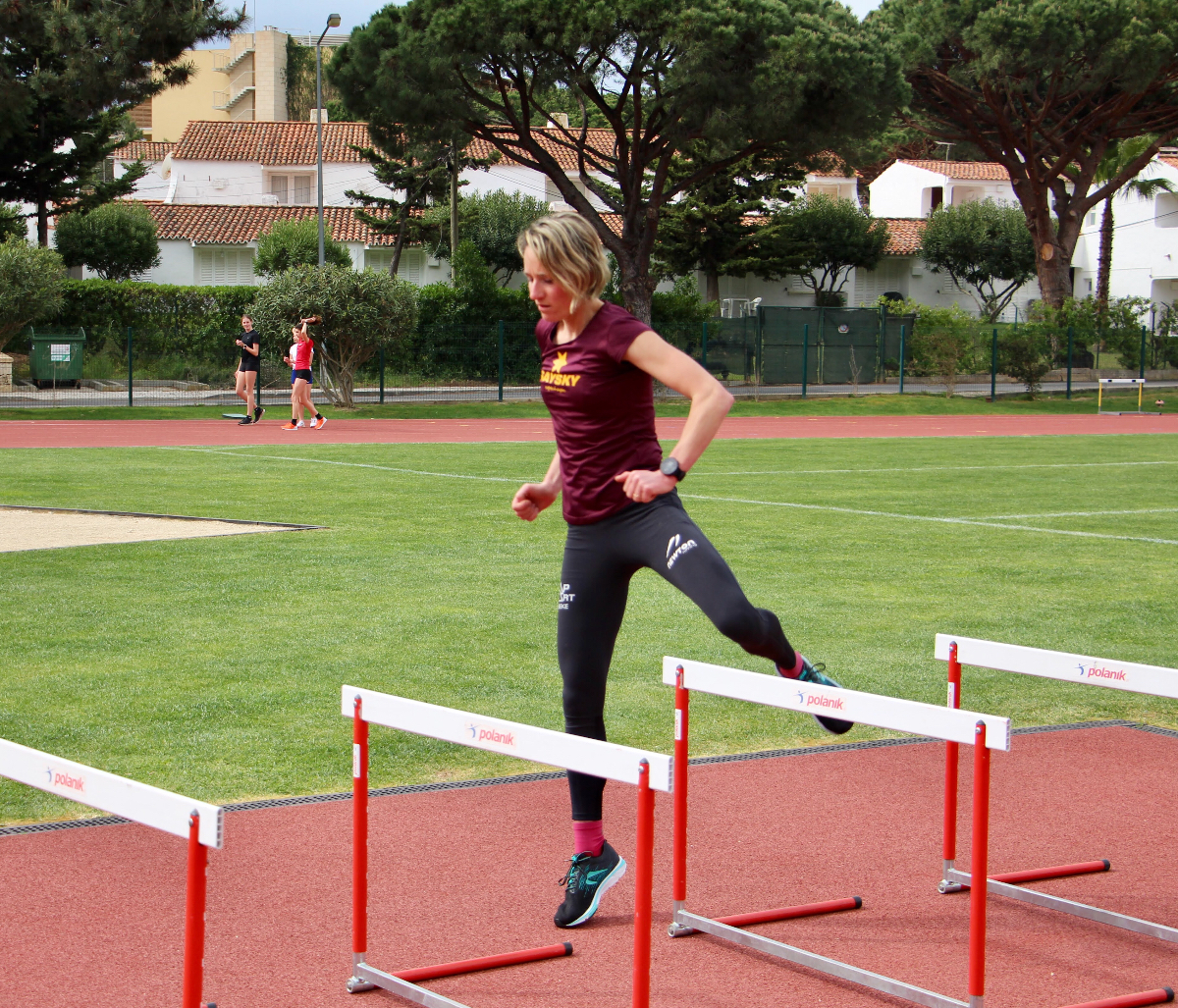 {"uploader":"Uploaded by: Eline Dalemans, Athlete, 3000ms steeplechas from Belgium"}