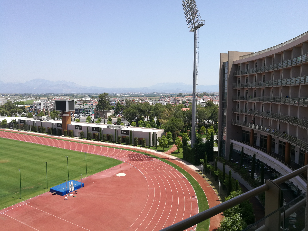 {"caption":"athletic oval","uploader":"Uploaded by: Anonymous"}