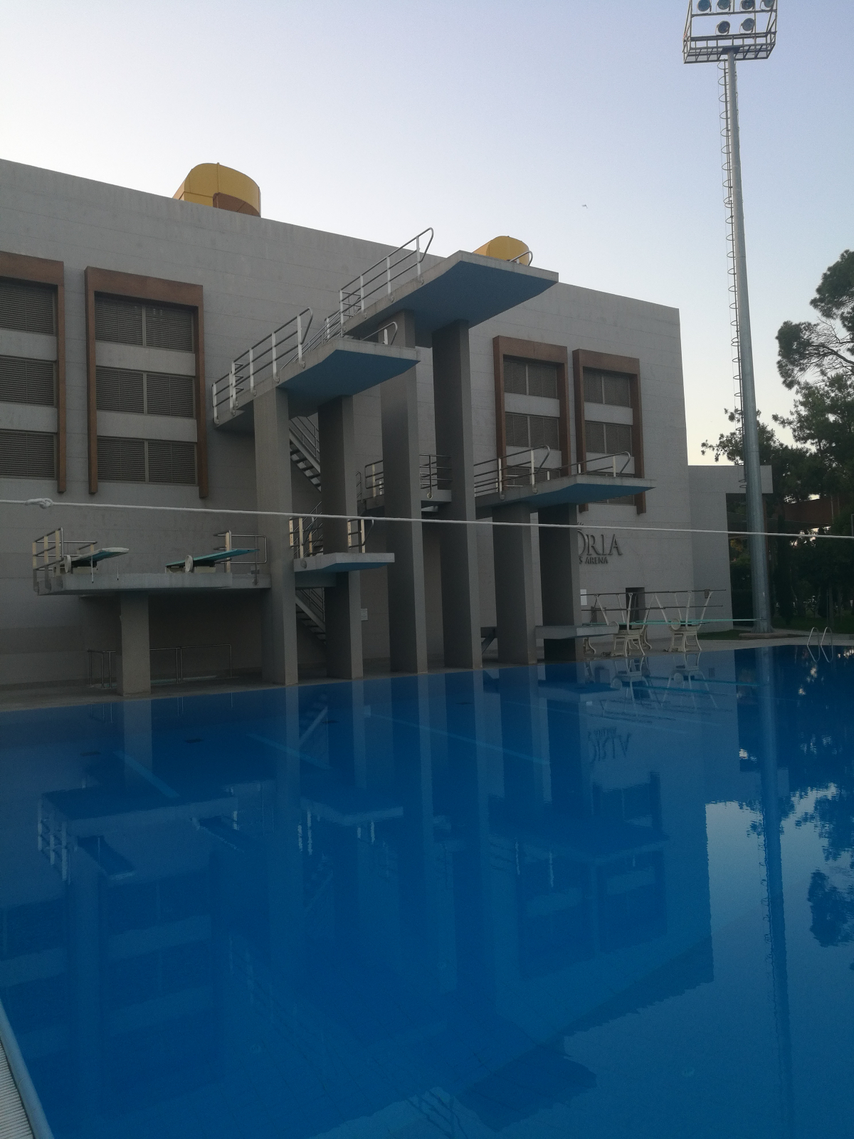 {"caption":"swimming pool + diving tower","uploader":"Uploaded by: Anonymous"}