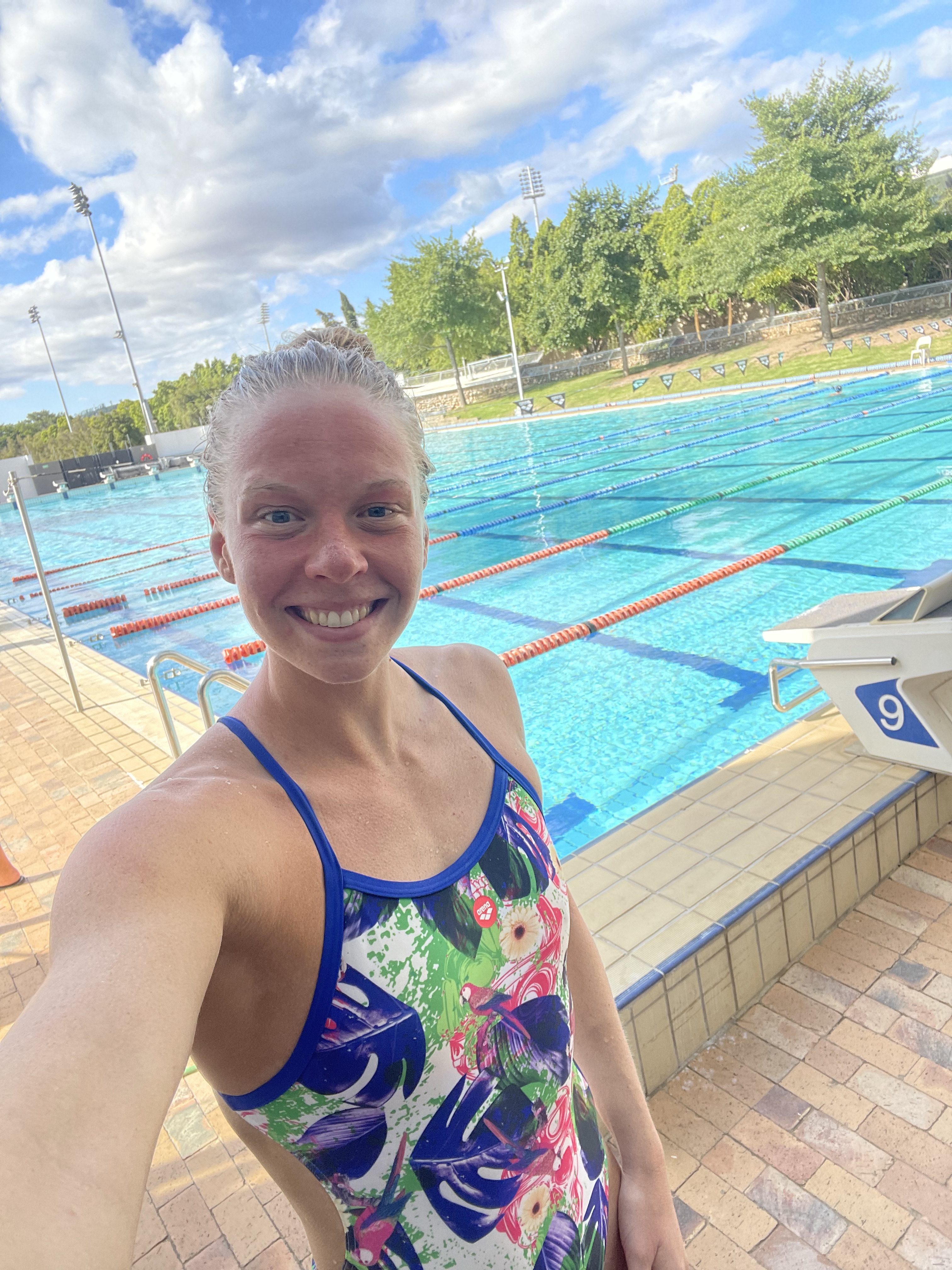 {"uploader":"Uploaded by: Louise Hansson, Athlete, swimming from Sweden"}